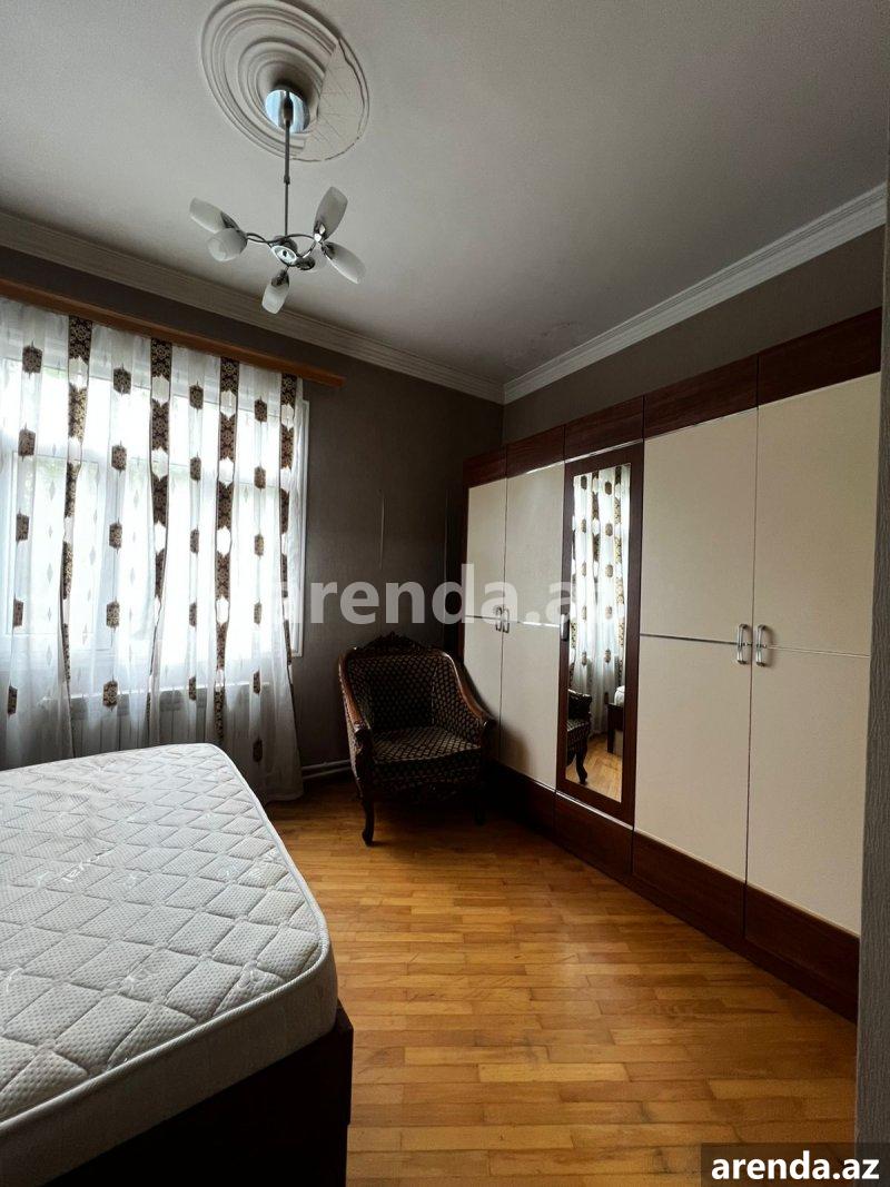 Kirayə (aylıq) 4 otaqlı Köhnə Tikili, 28 May metrosu, Maliyyə Nazirliyi, Nəsimi rayonu 7 Kirayə (aylıq) 4 otaqlı Köhnə Tikili, 28 May metrosu, Maliyyə Nazirliyi, Nəsimi rayonu 7