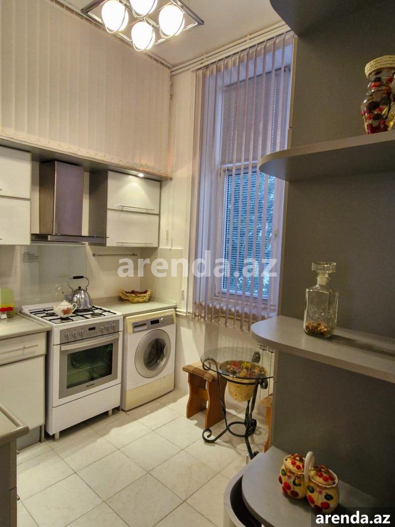 Satılır 3 otaqlı Köhnə Tikili, Nizami metrosu, Yasamal qəs., Yasamal rayonu 8 Satılır 3 otaqlı Köhnə Tikili, Nizami metrosu, Yasamal qəs., Yasamal rayonu 8