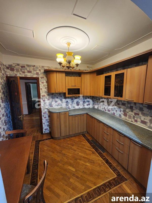 Kirayə (aylıq) 4 otaqlı Köhnə Tikili, Nəriman Nərimanov metrosu, Heydər Əliyev Mərkəzi, Nərimanov rayonu 12 Kirayə (aylıq) 4 otaqlı Köhnə Tikili, Nəriman Nərimanov metrosu, Heydər Əliyev Mərkəzi, Nərimanov rayonu 12