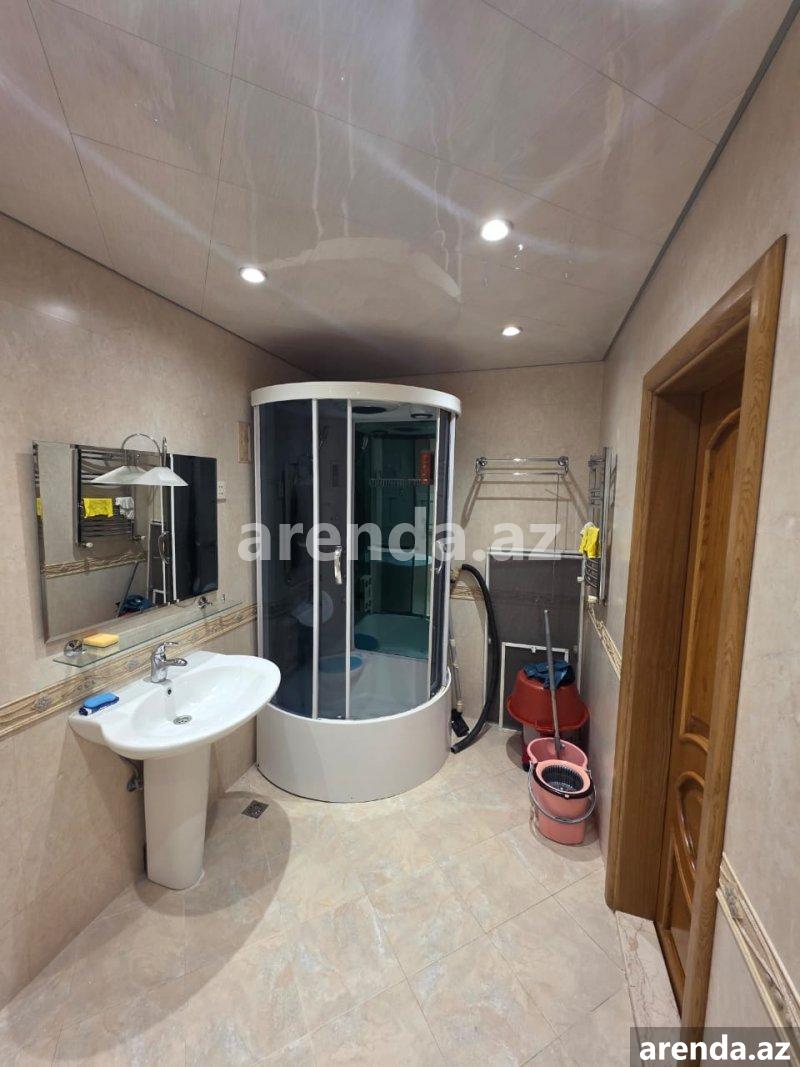 Kirayə (aylıq) 3 otaqlı Yeni Tikili, 8 Noyabr metrosu, Olimpik Star, Nəsimi rayonu 14 Kirayə (aylıq) 3 otaqlı Yeni Tikili, 8 Noyabr metrosu, Olimpik Star, Nəsimi rayonu 14