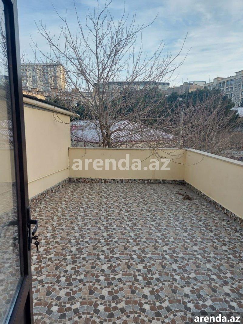 Satılır 7 otaqlı Həyət evi/villa, Xətai rayonu 11