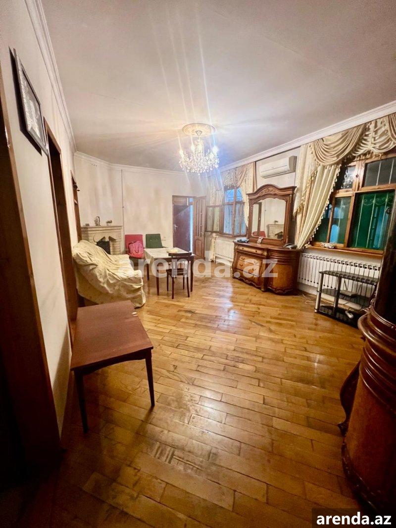 Kirayə (aylıq) 4 otaqlı Həyət evi/villa, Həzi Aslanov metrosu, H.Aslanov qəs., Xətai rayonu 8 Kirayə (aylıq) 4 otaqlı Həyət evi/villa, Həzi Aslanov metrosu, H.Aslanov qəs., Xətai rayonu 8