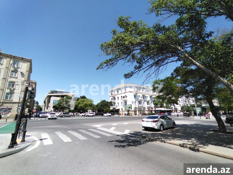 Satılır Obyekt, Elmlər akademiyası metrosu, Yasamal rayonu 3 Satılır Obyekt, Elmlər akademiyası metrosu, Yasamal rayonu 3