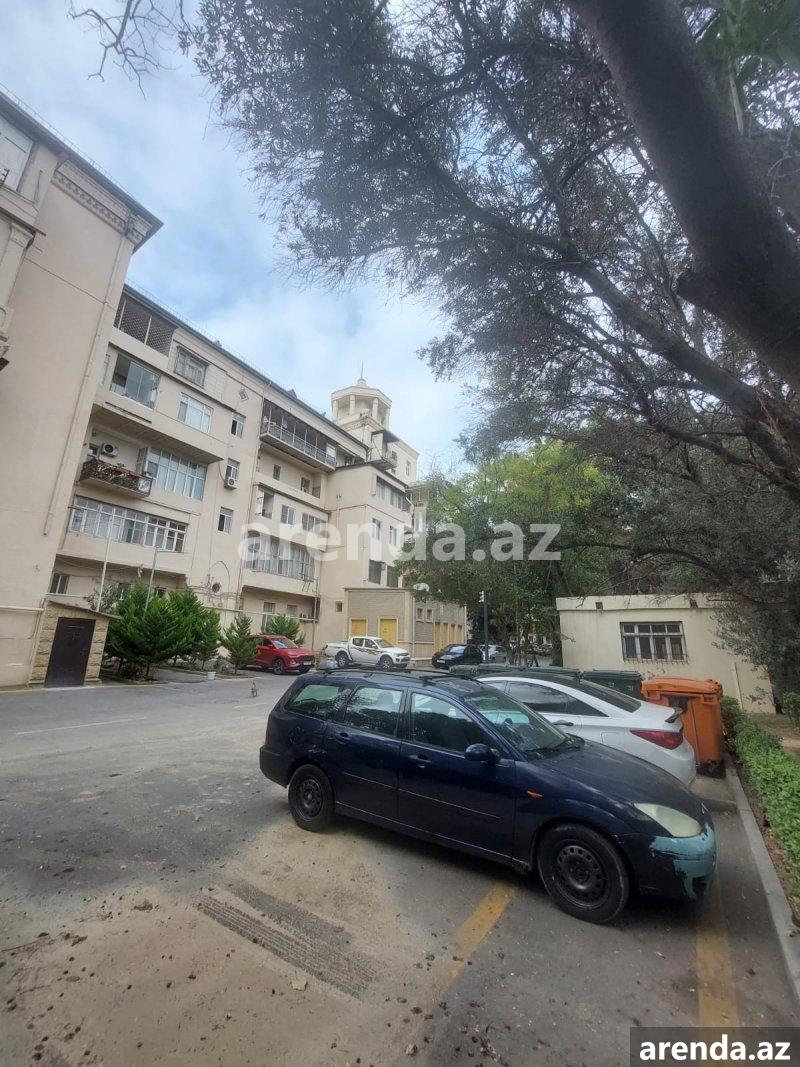 Kirayə (aylıq) 3 otaqlı Köhnə Tikili, 28 May metrosu, ABŞ səfirliyi, Nəsimi rayonu 1 Kirayə (aylıq) 3 otaqlı Köhnə Tikili, 28 May metrosu, ABŞ səfirliyi, Nəsimi rayonu 1