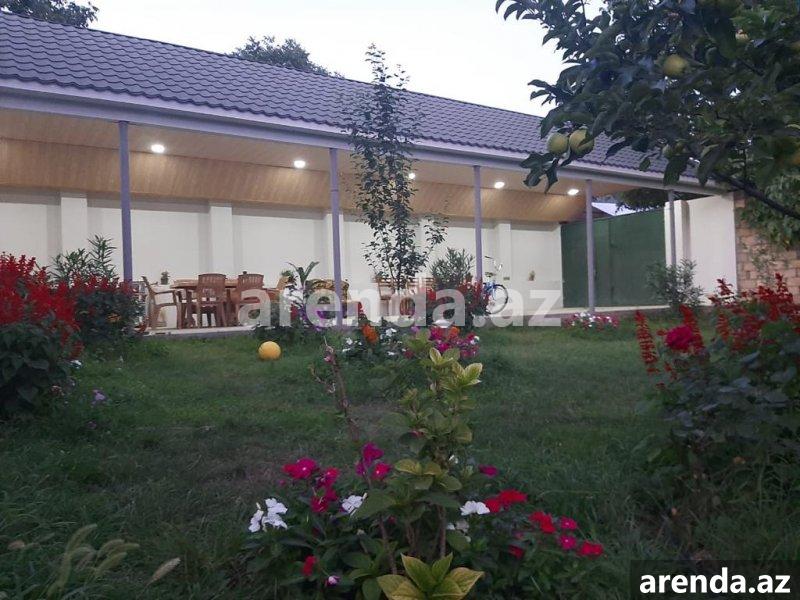 Kirayə (günlük) 4 otaqlı Bağ evi Qəbələ 1