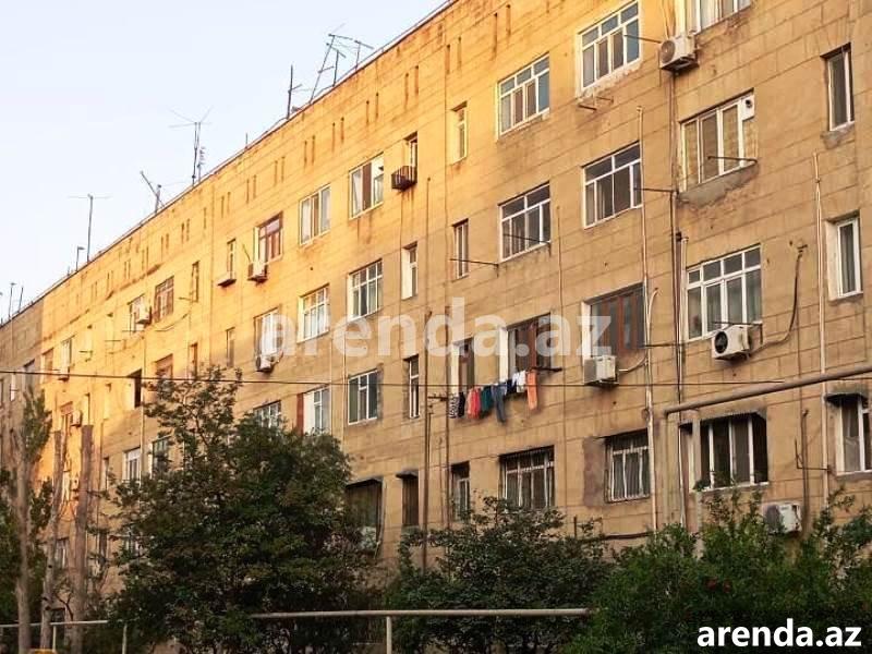 Satılır 3 otaqlı Köhnə Tikili, Qaraçuxur qəs., Suraxanı rayonu 1 Satılır 3 otaqlı Köhnə Tikili, Qaraçuxur qəs., Suraxanı rayonu 1