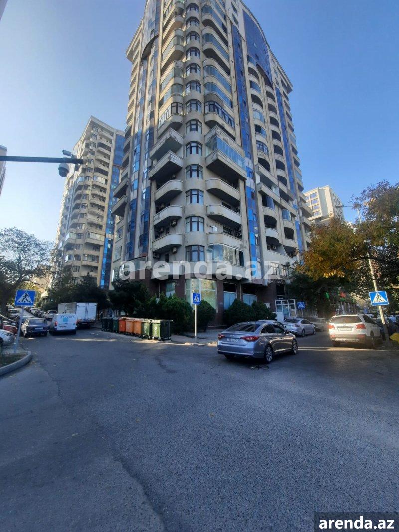 Satılır 4 otaqlı Yeni Tikili, 28 May metrosu, Nəsimi rayonu 1 Satılır 4 otaqlı Yeni Tikili, 28 May metrosu, Nəsimi rayonu 1