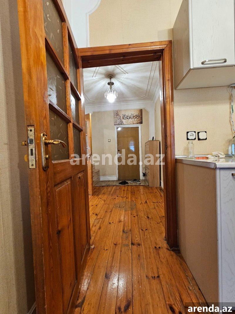 Satılır 2 otaqlı Köhnə Tikili, Azadlıq metrosu, 8-ci mikrorayon, Medera Klinikası, Binəqədi rayonu 6 Satılır 2 otaqlı Köhnə Tikili, Azadlıq metrosu, 8-ci mikrorayon, Medera Klinikası, Binəqədi rayonu 6