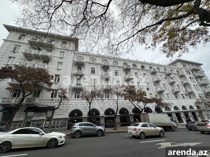 Kirayə (aylıq) 2 otaqlı Köhnə Tikili, İçərişəhər metrosu, M.Ə.Sabir parkı, Səbail rayonu 2 Kirayə (aylıq) 2 otaqlı Köhnə Tikili, İçərişəhər metrosu, M.Ə.Sabir parkı, Səbail rayonu 2