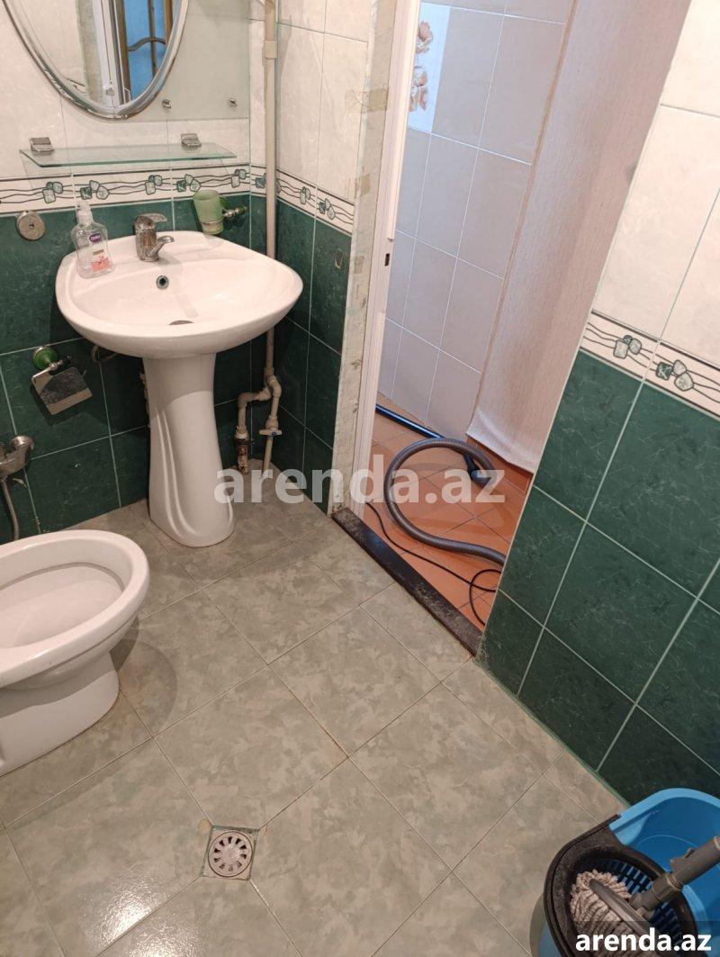 Satılır 4 otaqlı Köhnə Tikili, Gənclik metrosu, Gənclik Mall, Nərimanov rayonu 14 Satılır 4 otaqlı Köhnə Tikili, Gənclik metrosu, Gənclik Mall, Nərimanov rayonu 14