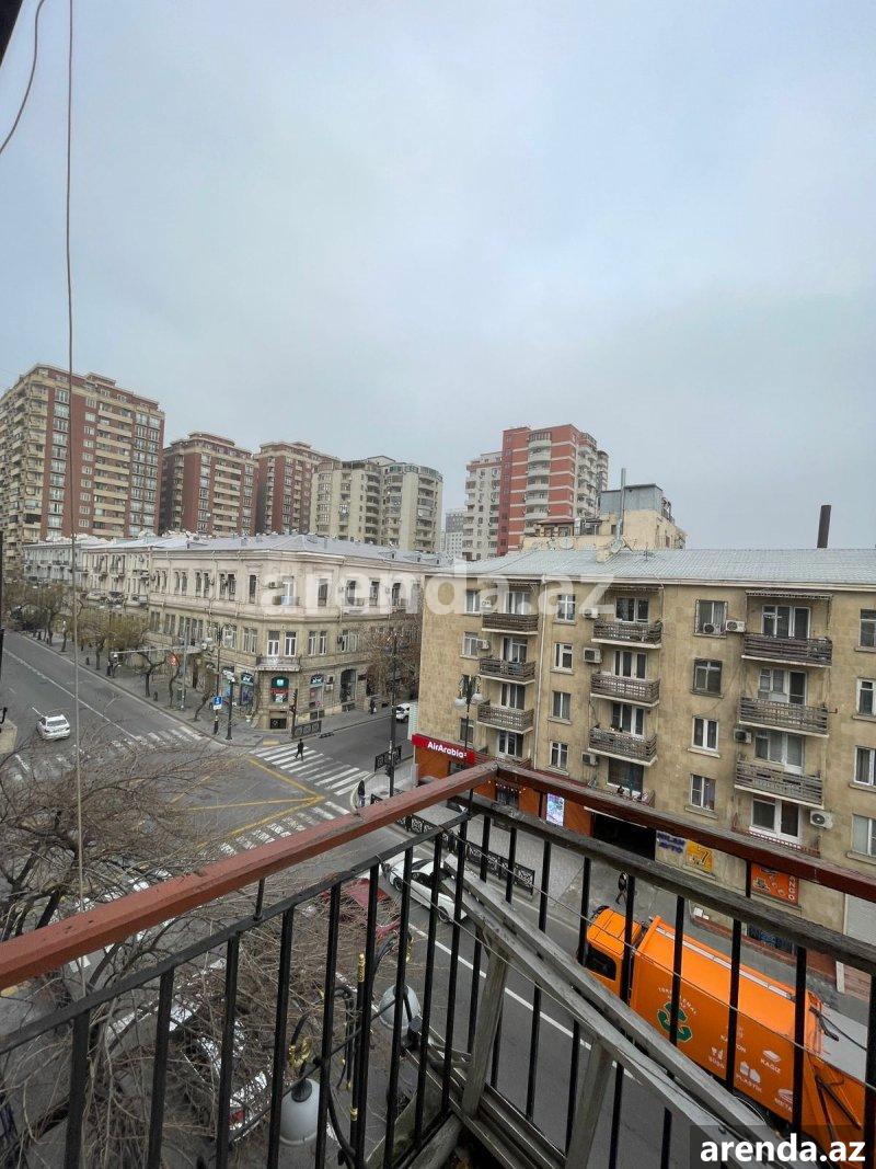 Satılır 2 otaqlı Köhnə Tikili, 28 May metrosu, 28 Mall, Nəsimi rayonu 6 Satılır 2 otaqlı Köhnə Tikili, 28 May metrosu, 28 Mall, Nəsimi rayonu 6