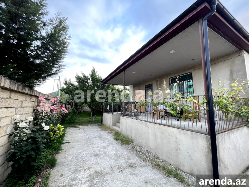 Kirayə (günlük) 3 otaqlı Həyət evi/villa Quba 1