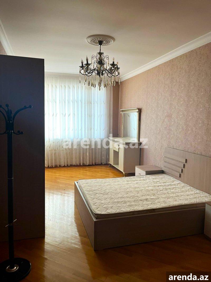 Kirayə (aylıq) 4 otaqlı Yeni Tikili, Nəriman Nərimanov metrosu, Heydər Əliyev Mərkəzi, Nərimanov rayonu 7 Kirayə (aylıq) 4 otaqlı Yeni Tikili, Nəriman Nərimanov metrosu, Heydər Əliyev Mərkəzi, Nərimanov rayonu 7