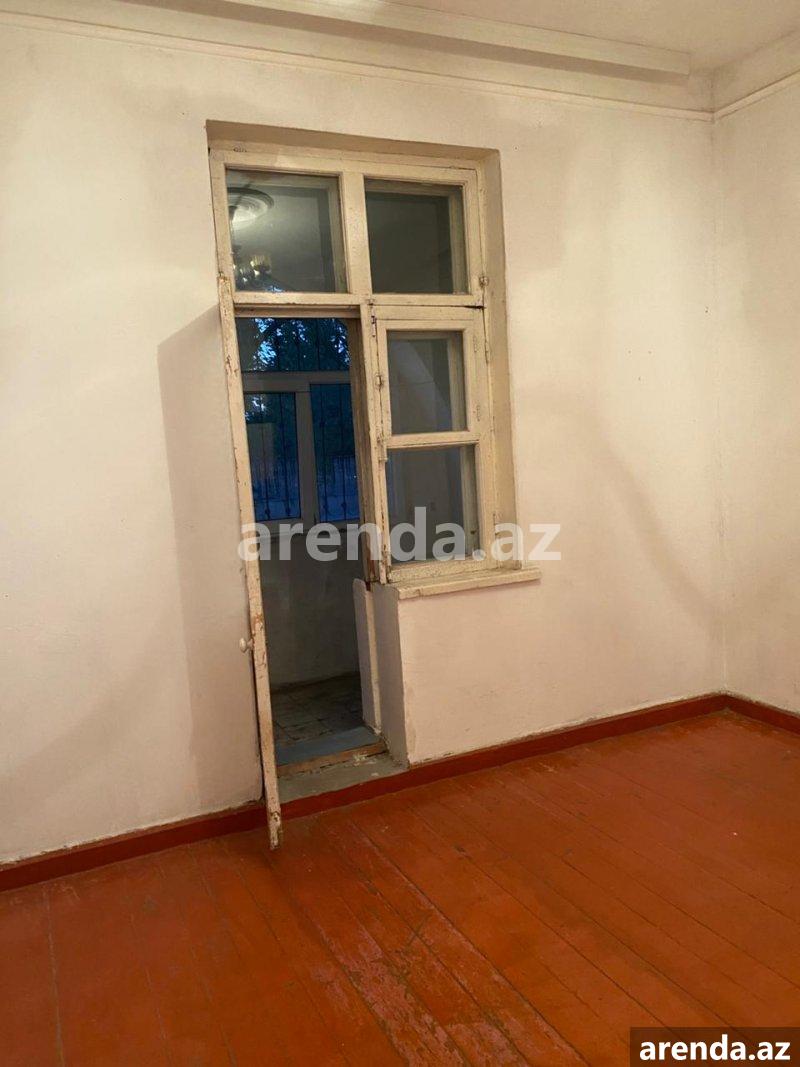 Kirayə (aylıq) 3 otaqlı Köhnə Tikili, Neftçilər metrosu, Xəzər Universiteti, Nizami rayonu 4 Kirayə (aylıq) 3 otaqlı Köhnə Tikili, Neftçilər metrosu, Xəzər Universiteti, Nizami rayonu 4
