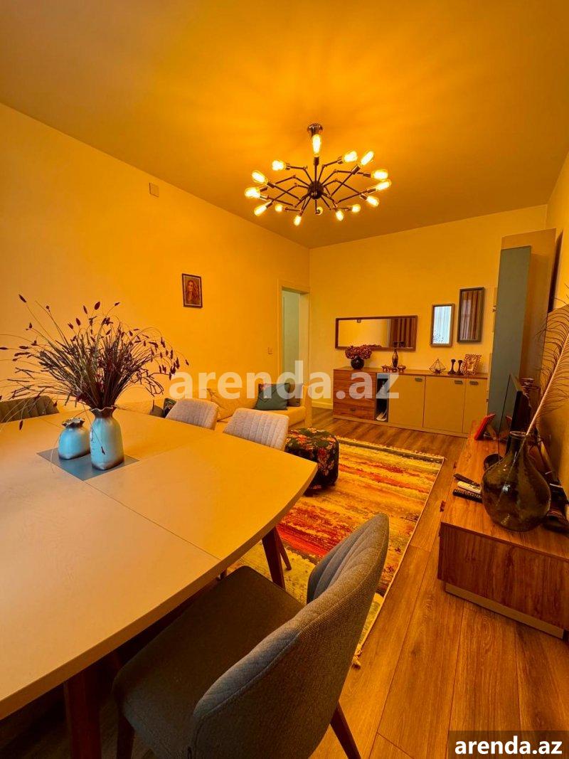 Kirayə (günlük) 2 otaqlı Yeni Tikili, Gənclik metrosu, Montin qəs., Ayna Sultanova heykəli, Nərimanov rayonu 5 Kirayə (günlük) 2 otaqlı Yeni Tikili, Gənclik metrosu, Montin qəs., Ayna Sultanova heykəli, Nərimanov rayonu 5