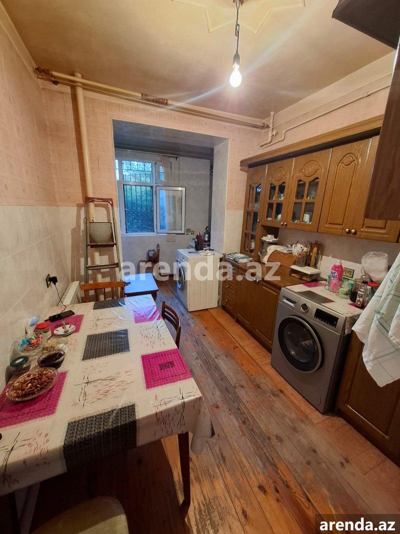 Satılır 3 otaqlı Köhnə Tikili, Qara Qarayev metrosu, Nizami rayonu 6 Satılır 3 otaqlı Köhnə Tikili, Qara Qarayev metrosu, Nizami rayonu 6