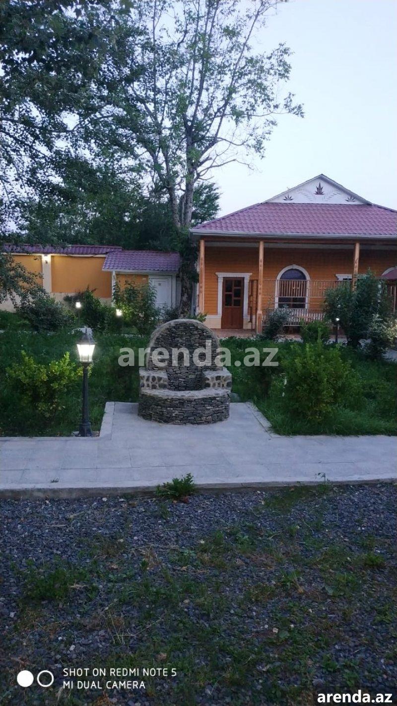 Kirayə (günlük) 8 otaqlı Həyət evi/villa Qəbələ 35