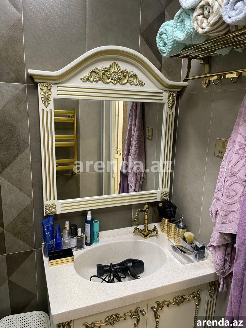 Satılır 4 otaqlı Yeni Tikili, Azadlıq metrosu, 8-ci mikrorayon, Ayna Sultanova heykəli, Binəqədi rayonu 10 Satılır 4 otaqlı Yeni Tikili, Azadlıq metrosu, 8-ci mikrorayon, Ayna Sultanova heykəli, Binəqədi rayonu 10