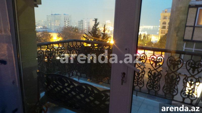Satılır 2 otaqlı Köhnə Tikili, İçərişəhər metrosu, Səbail rayonu 18 Satılır 2 otaqlı Köhnə Tikili, İçərişəhər metrosu, Səbail rayonu 18