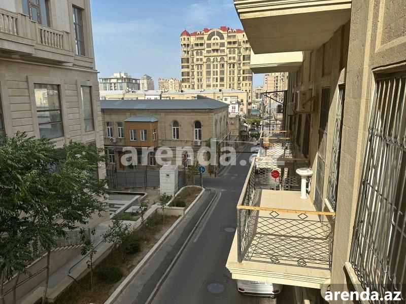 Satılır 6 otaqlı Köhnə Tikili, İçərişəhər metrosu, Nəsimi rayonu 26 Satılır 6 otaqlı Köhnə Tikili, İçərişəhər metrosu, Nəsimi rayonu 26