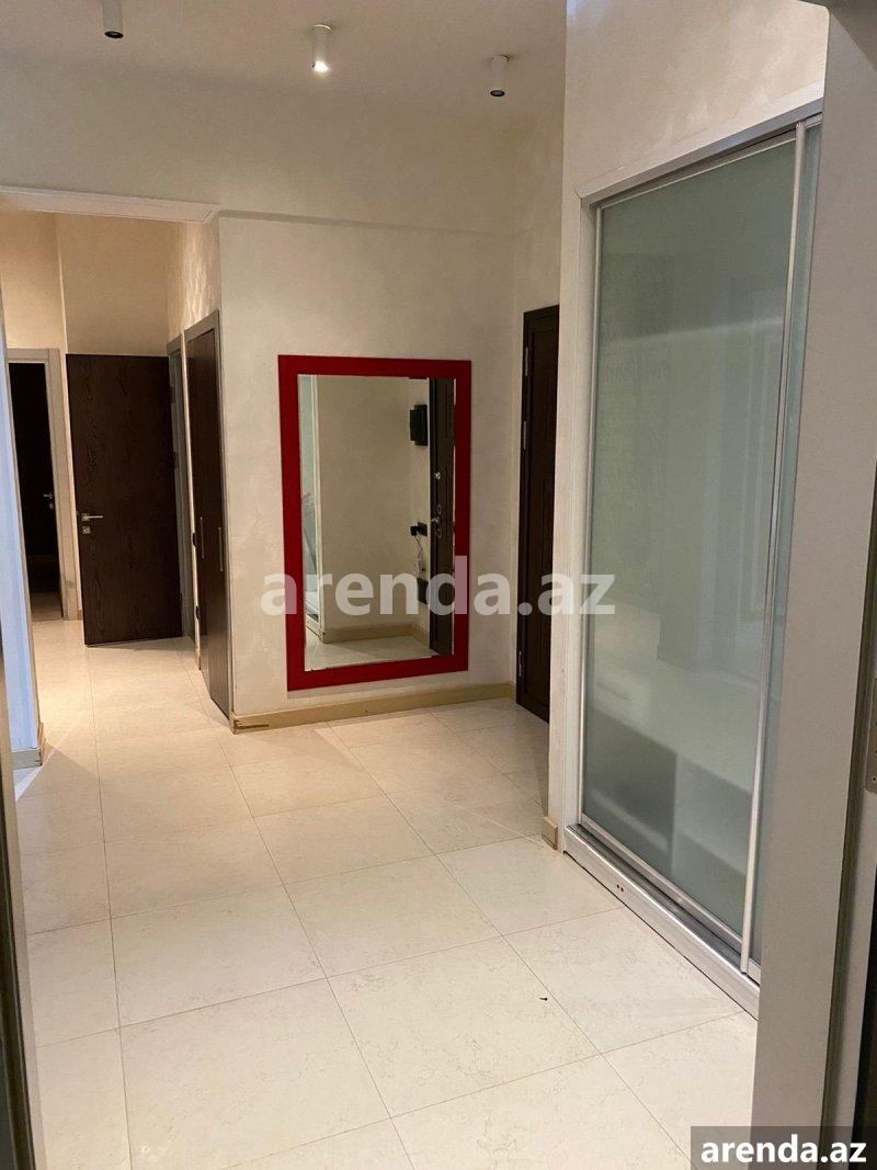 Kirayə (aylıq) 3 otaqlı Yeni Tikili, 28 May metrosu, Park Zorge, Nəsimi rayonu 17 Kirayə (aylıq) 3 otaqlı Yeni Tikili, 28 May metrosu, Park Zorge, Nəsimi rayonu 17