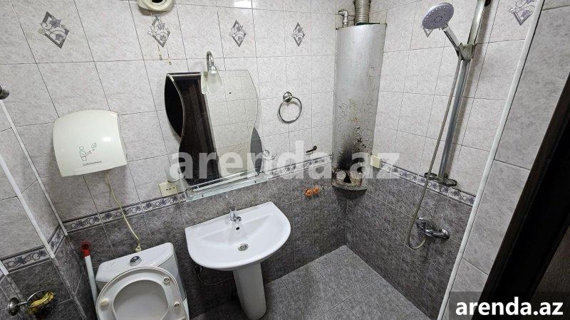 Satılır 3 otaqlı Köhnə Tikili, Memar Əcəmi metrosu, 4-cü mikrorayon, Nəsimi rayonu 17