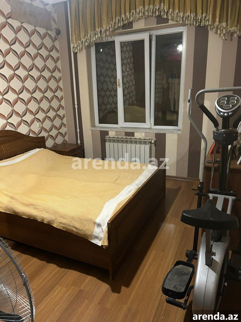 Satılır 2 otaqlı Köhnə Tikili, Azadlıq metrosu, 8-ci mikrorayon, Binəqədi rayonu 11 Satılır 2 otaqlı Köhnə Tikili, Azadlıq metrosu, 8-ci mikrorayon, Binəqədi rayonu 11