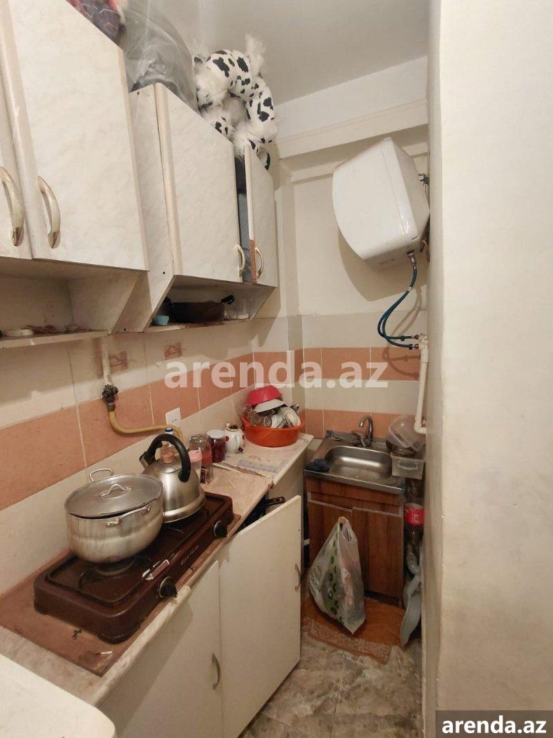 Продажа 1 комнатная Вторичка, м. Дярнягюль метро, 7-ой микрорайон, , Бинагадинский р-н район 6 Продажа 1 комнатная Вторичка, м. Дярнягюль метро, 7-ой микрорайон, , Бинагадинский р-н район 6