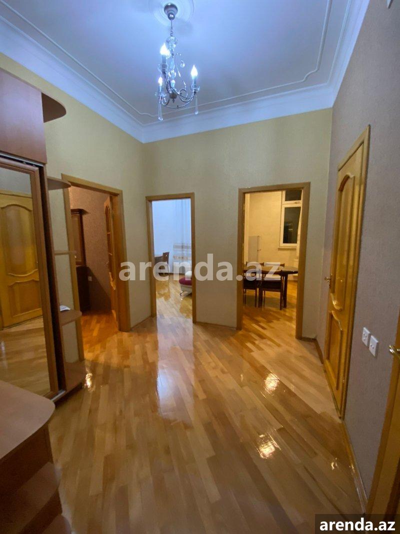 Kirayə (aylıq) 2 otaqlı Yeni Tikili, Memar Əcəmi metrosu, 3-cü mikrorayon, Nəsimi rayonu 4 Kirayə (aylıq) 2 otaqlı Yeni Tikili, Memar Əcəmi metrosu, 3-cü mikrorayon, Nəsimi rayonu 4