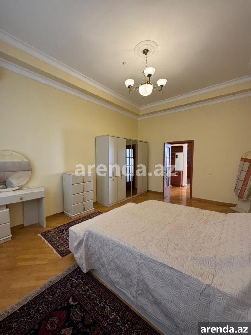 Kirayə (aylıq) 3 otaqlı Köhnə Tikili, Sahil metrosu, Səbail rayonu 19 Kirayə (aylıq) 3 otaqlı Köhnə Tikili, Sahil metrosu, Səbail rayonu 19