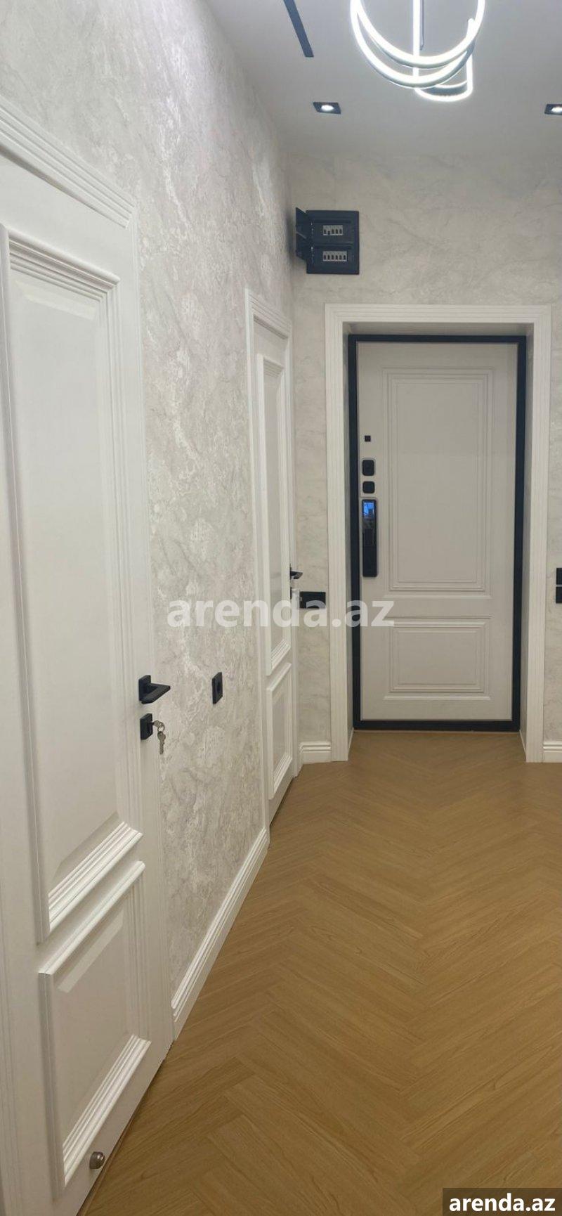 Kirayə (aylıq) 3 otaqlı Yeni Tikili, Sahil metrosu, Xalça Muzeyi, Səbail rayonu 4 Kirayə (aylıq) 3 otaqlı Yeni Tikili, Sahil metrosu, Xalça Muzeyi, Səbail rayonu 4