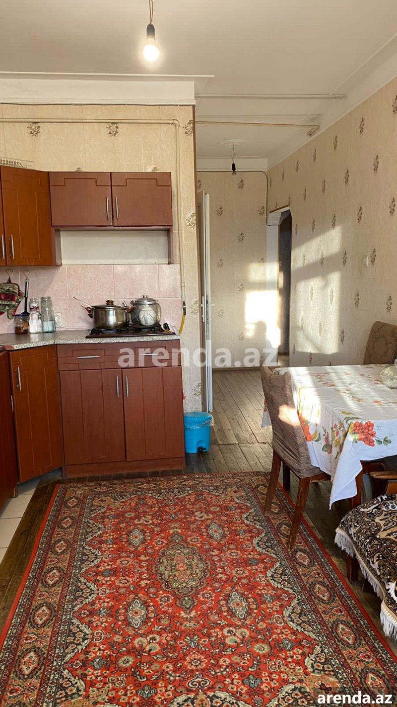 Satılır 2 otaqlı Köhnə Tikili, Yeni Günəşli qəs., Suraxanı rayonu 4 Satılır 2 otaqlı Köhnə Tikili, Yeni Günəşli qəs., Suraxanı rayonu 4