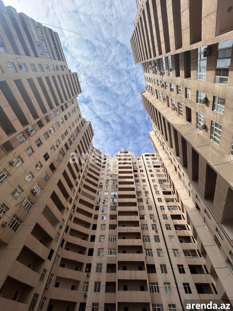 Satılır 3 otaqlı Yeni Tikili, Azadlıq metrosu, 8-ci mikrorayon, Güvən Klinikasi, Binəqədi rayonu 1 Satılır 3 otaqlı Yeni Tikili, Azadlıq metrosu, 8-ci mikrorayon, Güvən Klinikasi, Binəqədi rayonu 1