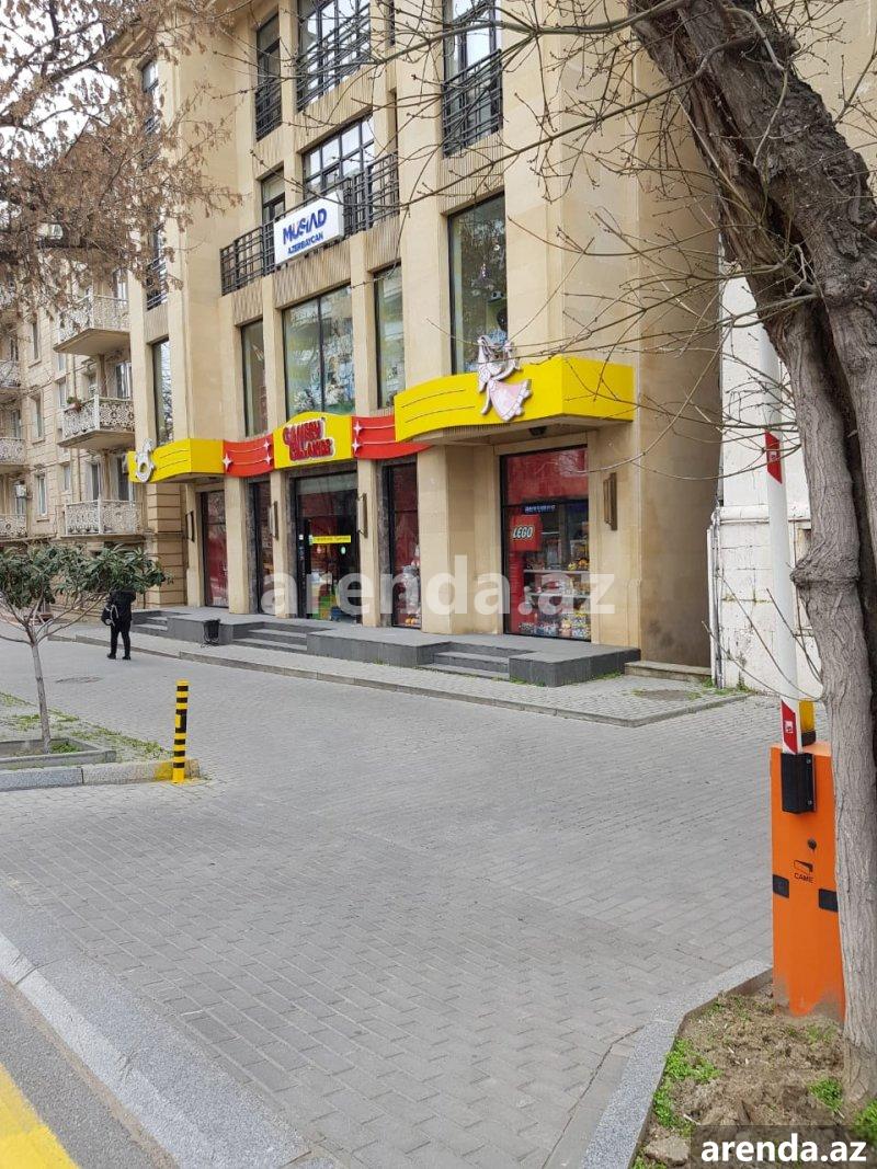 Kirayə (aylıq) Obyekt, Gənclik metrosu, 28 Mall, Nəsimi rayonu $num