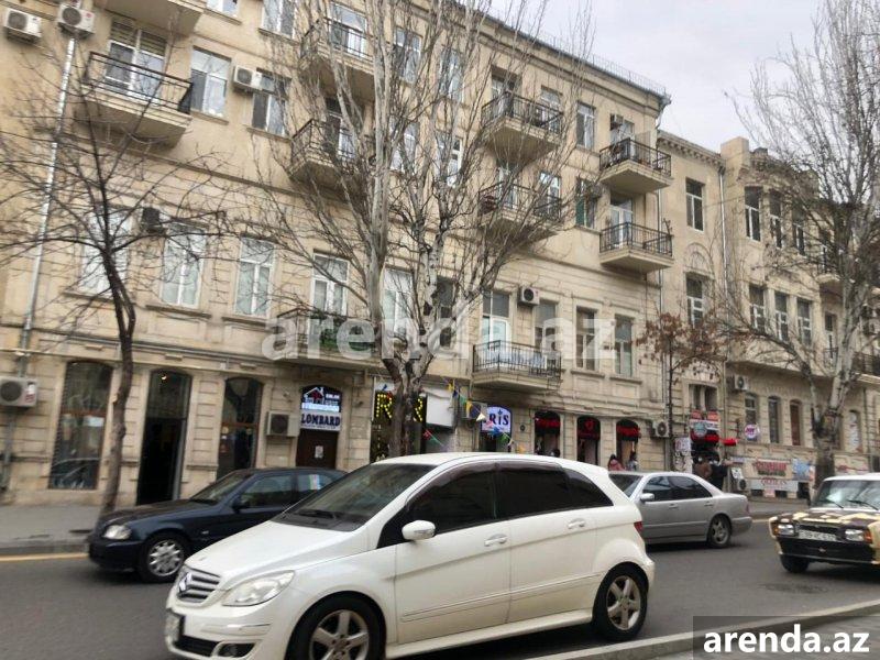 Kirayə (aylıq) 1 otaqlı Köhnə Tikili, 28 May metrosu, Nəsimi rayonu 1 Kirayə (aylıq) 1 otaqlı Köhnə Tikili, 28 May metrosu, Nəsimi rayonu 1