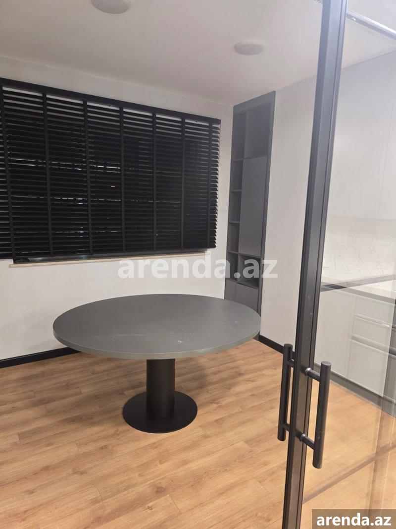 Kirayə (aylıq) 8 otaqlı Ofis, Xətai rayonu 19 Kirayə (aylıq) 8 otaqlı Ofis, Xətai rayonu 19