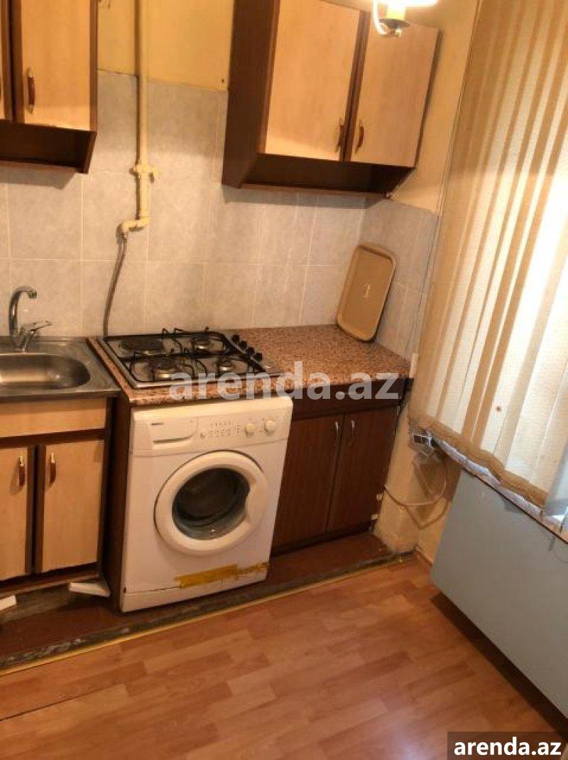 Kirayə (aylıq) 1 otaqlı Köhnə Tikili, İnşaatçılar metrosu, Yasamal qəs., Bakı Dövlət Universiteti, Yasamal rayonu 16 Kirayə (aylıq) 1 otaqlı Köhnə Tikili, İnşaatçılar metrosu, Yasamal qəs., Bakı Dövlət Universiteti, Yasamal rayonu 16