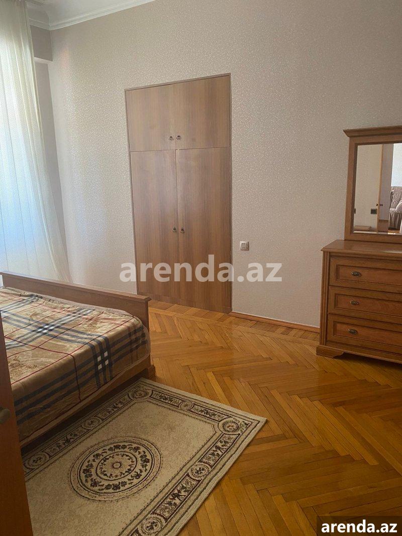 Kirayə (aylıq) 3 otaqlı Köhnə Tikili, Sahil metrosu, Səbail rayonu 6 Kirayə (aylıq) 3 otaqlı Köhnə Tikili, Sahil metrosu, Səbail rayonu 6