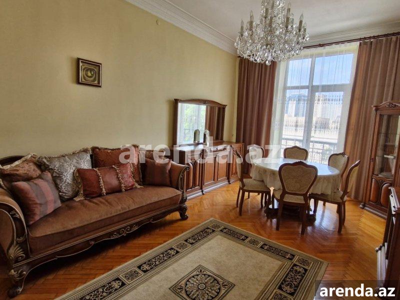 Satılır 3 otaqlı Köhnə Tikili, Nizami metrosu, Yasamal qəs., Yasamal rayonu 2 Satılır 3 otaqlı Köhnə Tikili, Nizami metrosu, Yasamal qəs., Yasamal rayonu 2