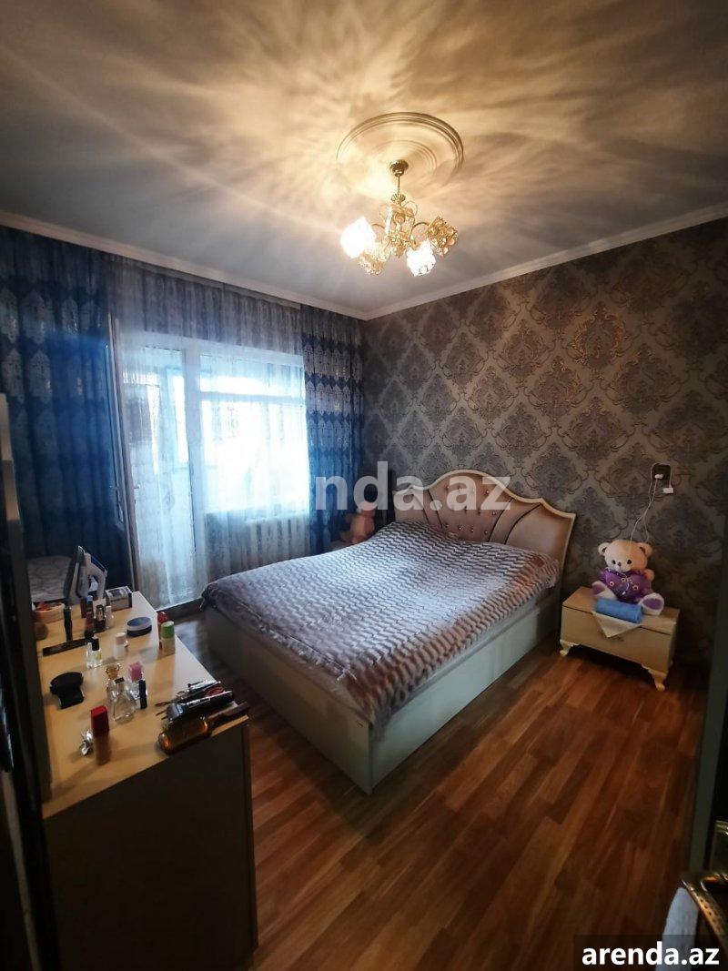 Satılır 4 otaqlı Köhnə Tikili, Yeni Günəşli qəs., Suraxanı rayonu 2 Satılır 4 otaqlı Köhnə Tikili, Yeni Günəşli qəs., Suraxanı rayonu 2