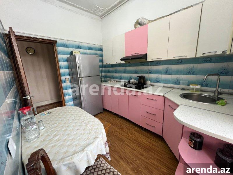 Kirayə (aylıq) 4 otaqlı Köhnə Tikili, 28 May metrosu, Maliyyə Nazirliyi, Nəsimi rayonu 10 Kirayə (aylıq) 4 otaqlı Köhnə Tikili, 28 May metrosu, Maliyyə Nazirliyi, Nəsimi rayonu 10