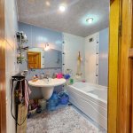 Продажа 3 комнатная Вторичка, 12-й микрорайон район 26