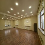 Kirayə (aylıq) 14 otaqlı Həyət evi/villa, Xalqlar dostluğu metrosu, Nizami rayonu 8