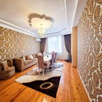 Kirayə (aylıq) 3 otaqlı Yeni Tikili, Neftçilər metrosu, 8-ci kilometr, Nizami rayonu 2