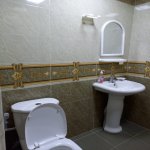 Kirayə (aylıq) 3 otaqlı Köhnə Tikili, Memar Əcəmi metrosu, Nəsimi rayonu 15