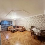 Satılır 4 otaqlı Köhnə Tikili, Azadlıq metrosu, 8-ci mikrorayon, Binəqədi rayonu 1