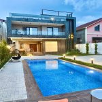 Satılır 5 otaqlı Bağ evi, Buzovna, Xəzər rayonu 1