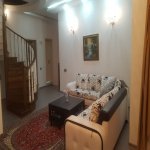 Kirayə (aylıq) 6 otaqlı Həyət evi/villa, Badamdar qəs., Səbail rayonu 8