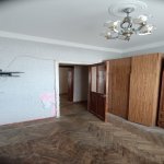 Продажа 5 комнатная Вторичка, 18-й микрорайон район 13