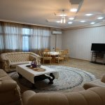 Посуточно 3 комнат Новостройка, м. 28 Мая метро, 28 Малл, Насими район 1